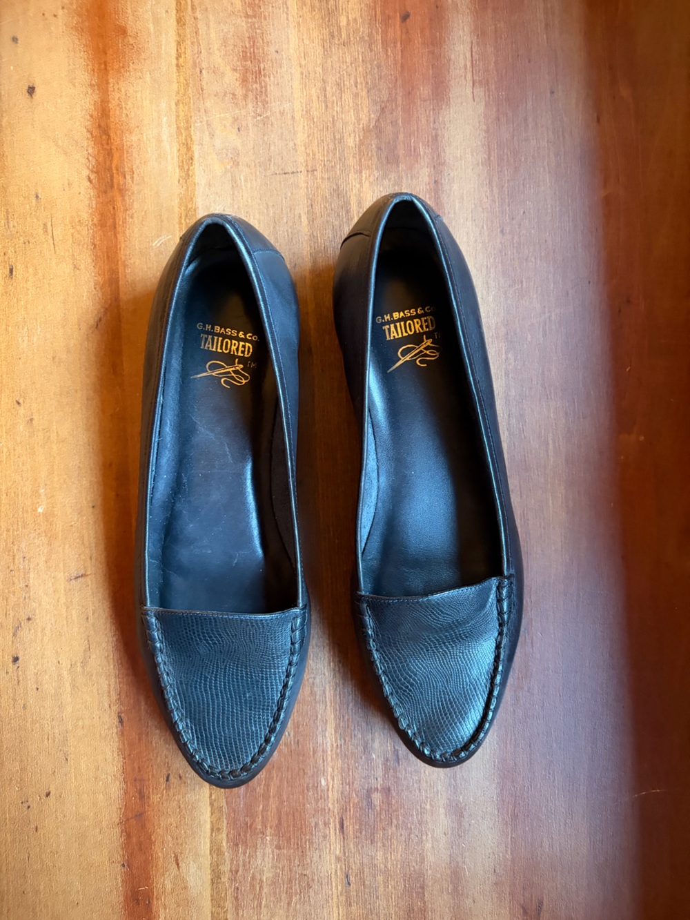 G.H. Bass & Co. Black Leather Women's Slip-On Loafers